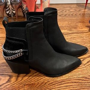 Dolce Vita Shelah Black Booties